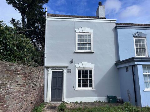 Bristol Road, Hambrook, Bristol BS16