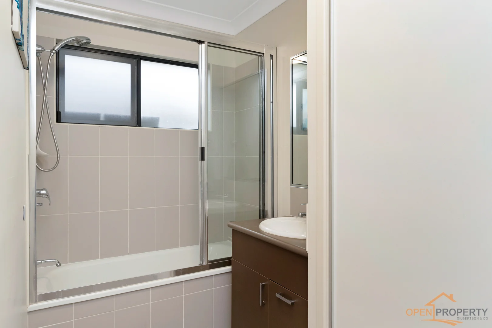 Additional image 4 of 3 Carholm Ct, Kirwan QLD 4817