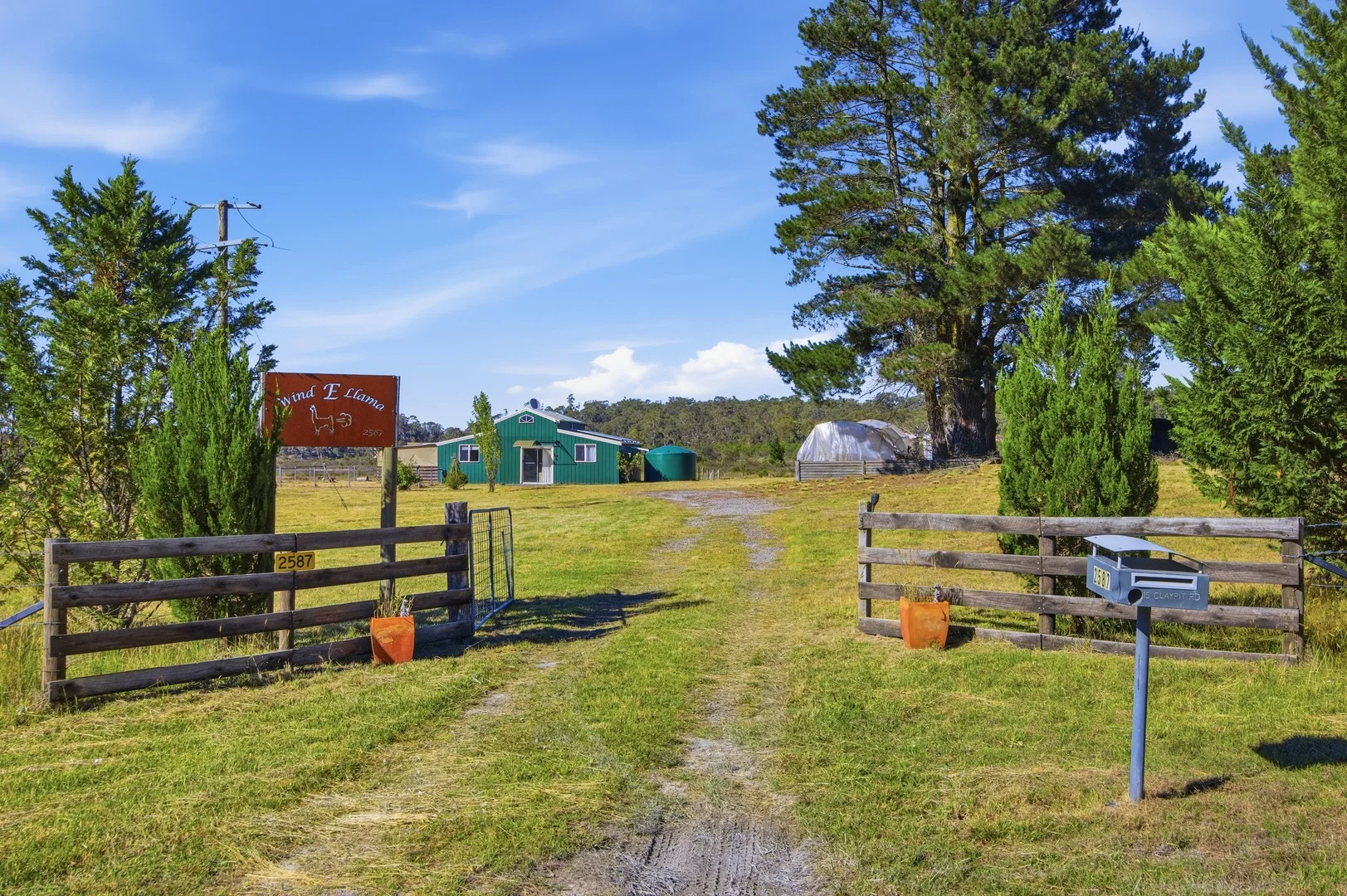 15 Claypit Rd, Windellama NSW 2580