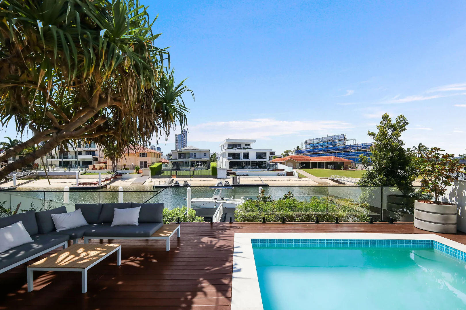 Additional image 19 of 2/11 Beverley Crescent, Broadbeach Waters QLD 4218