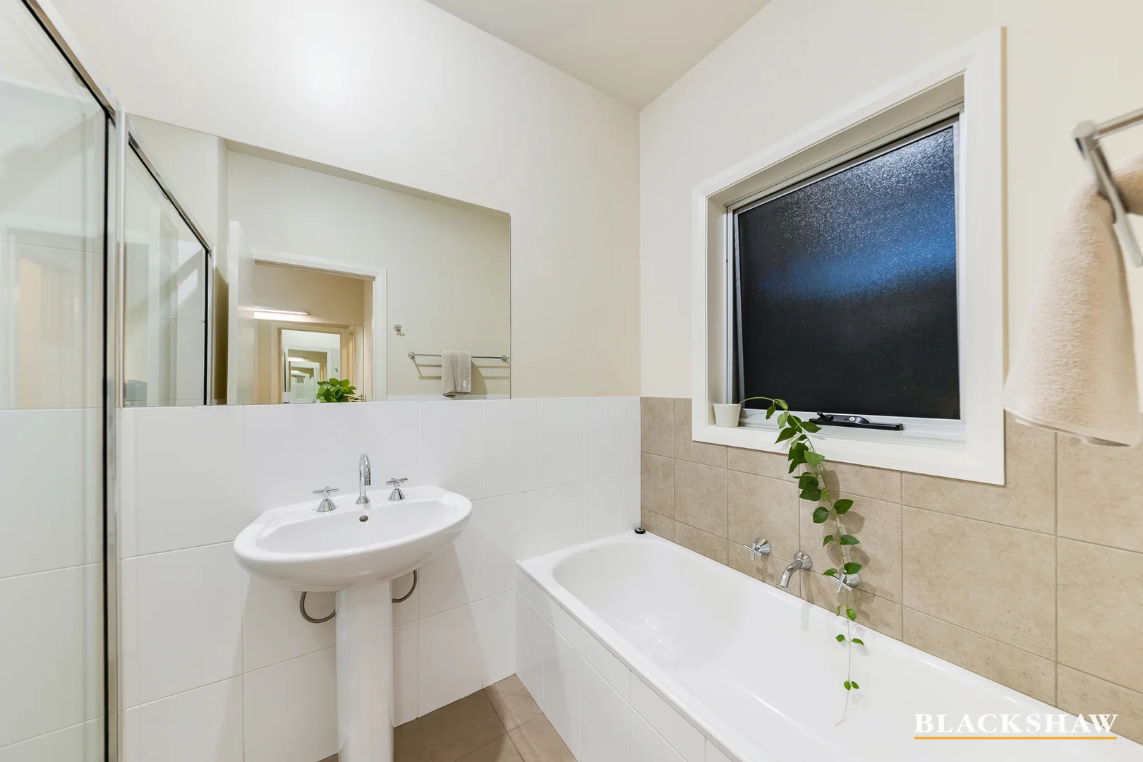 Additional image 11 of 31 Novar Street, Yarralumla ACT 2600