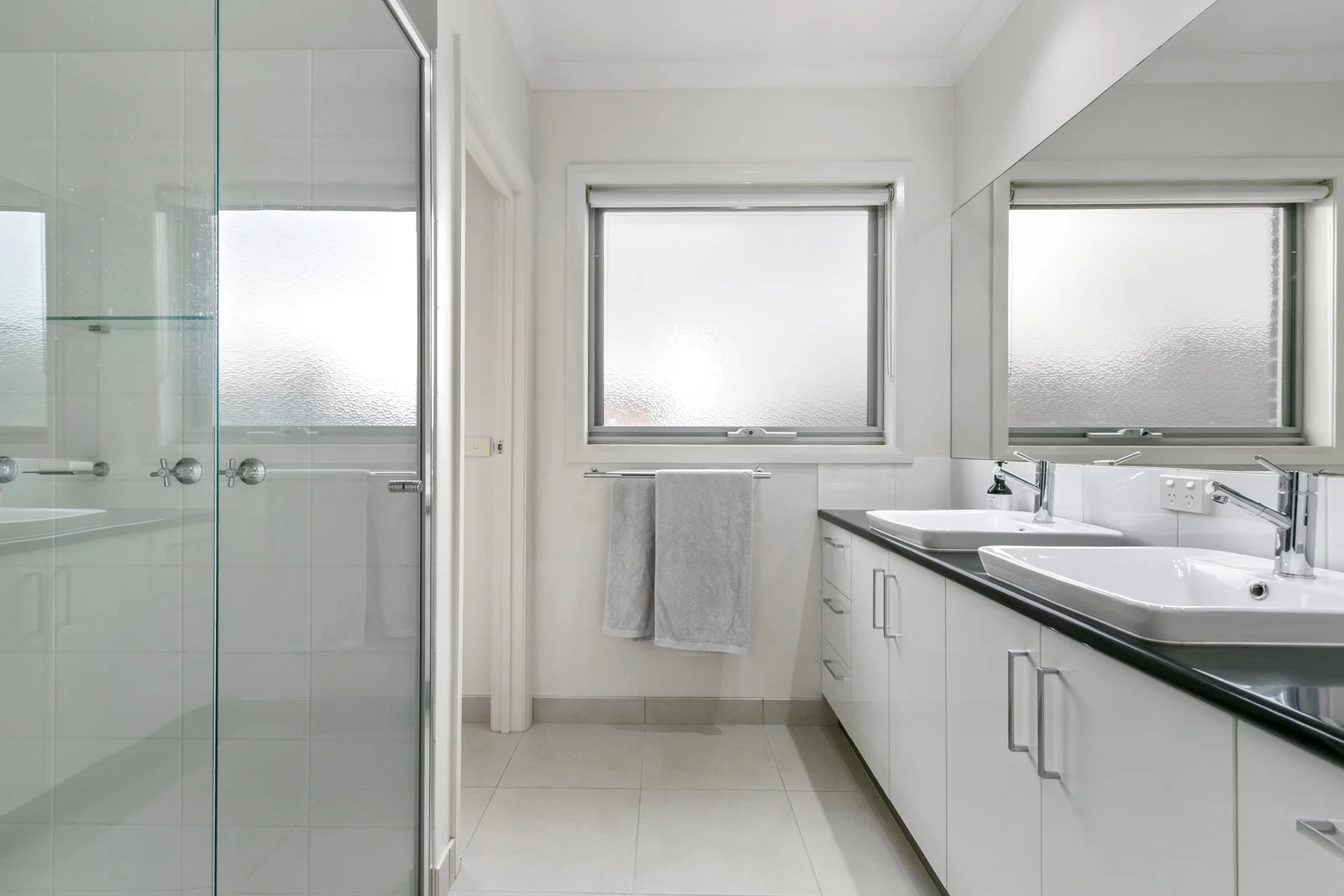 Additional image 10 of 102 Hammersmith Circuit, Traralgon VIC 3844