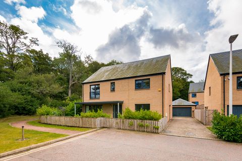 63 Tweedsmuir Drive, Little France EH16