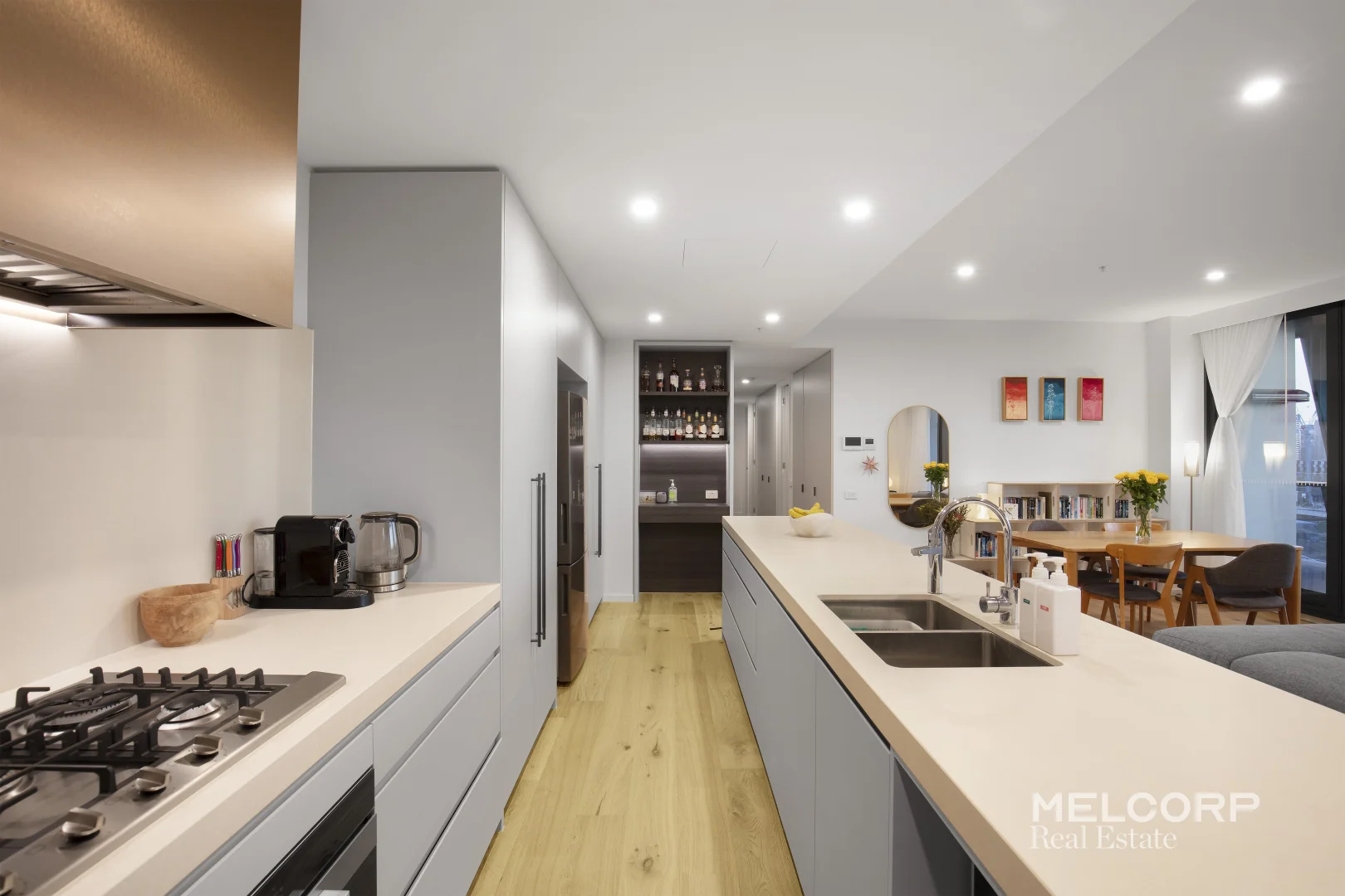Additional image 2 of 907/288 Adderley Street, West Melbourne VIC 3003
