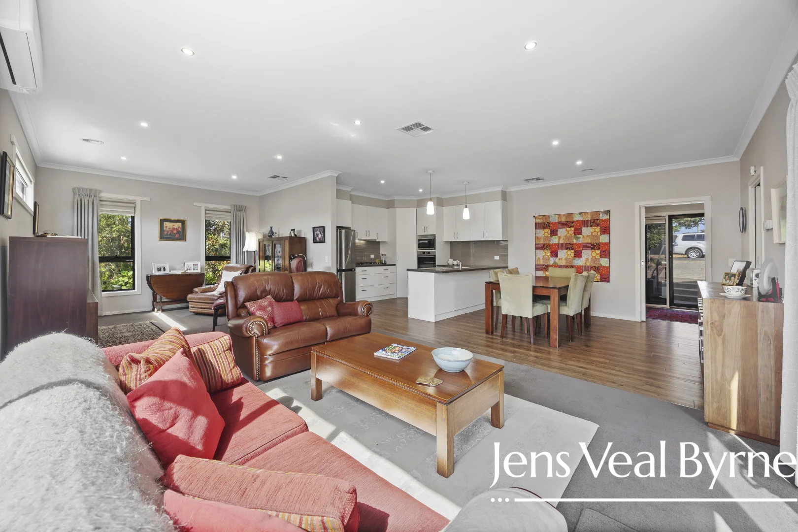 Additional image 4 of 2/501 Bradshaw Street, Golden Point VIC 3350