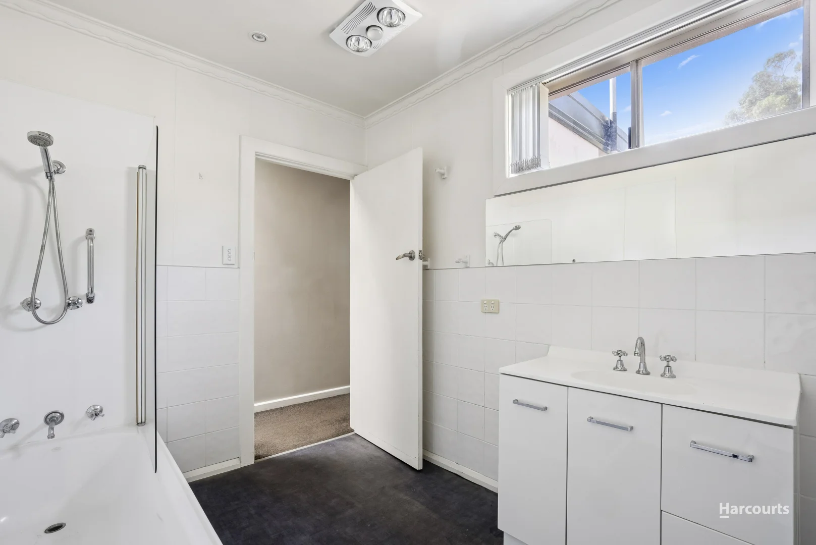 Additional image 9 of 234 East Derwent Highway, Lindisfarne TAS 7015