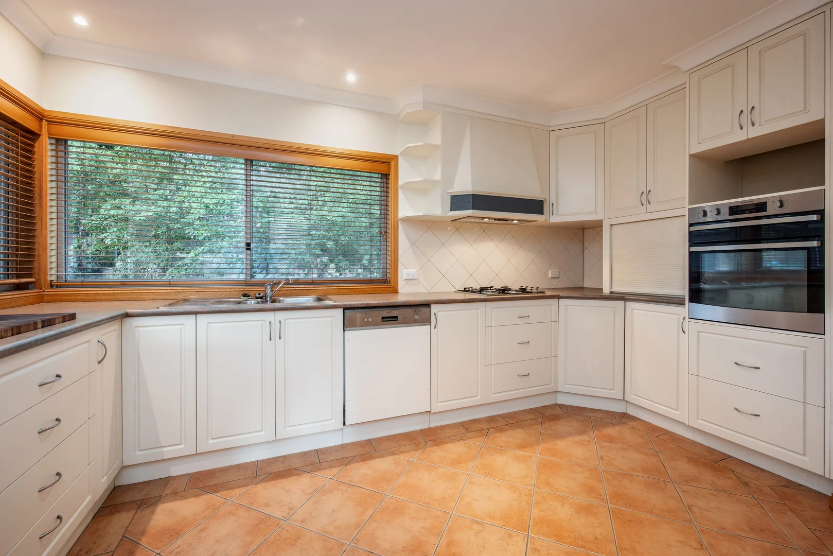 Additional image 5 of 16 Florence Crescent, West Albury NSW 2640