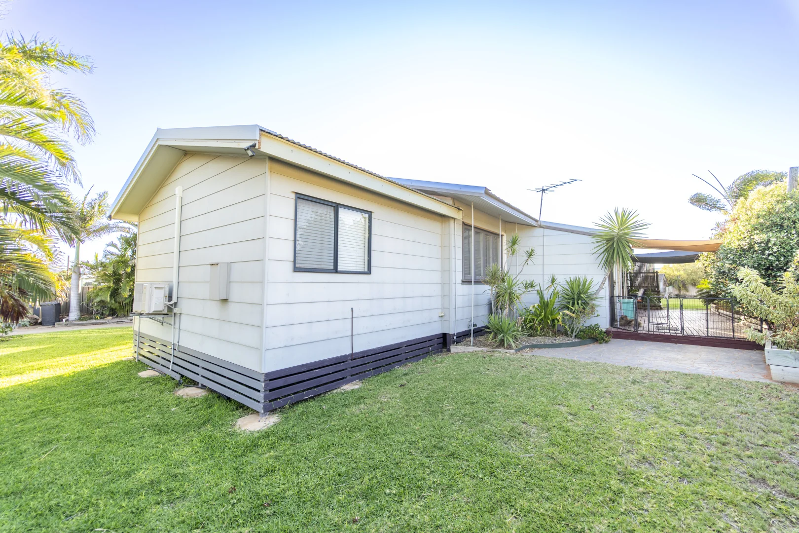 Additional image 23 of 4 McNish Street, South Carnarvon WA 6701