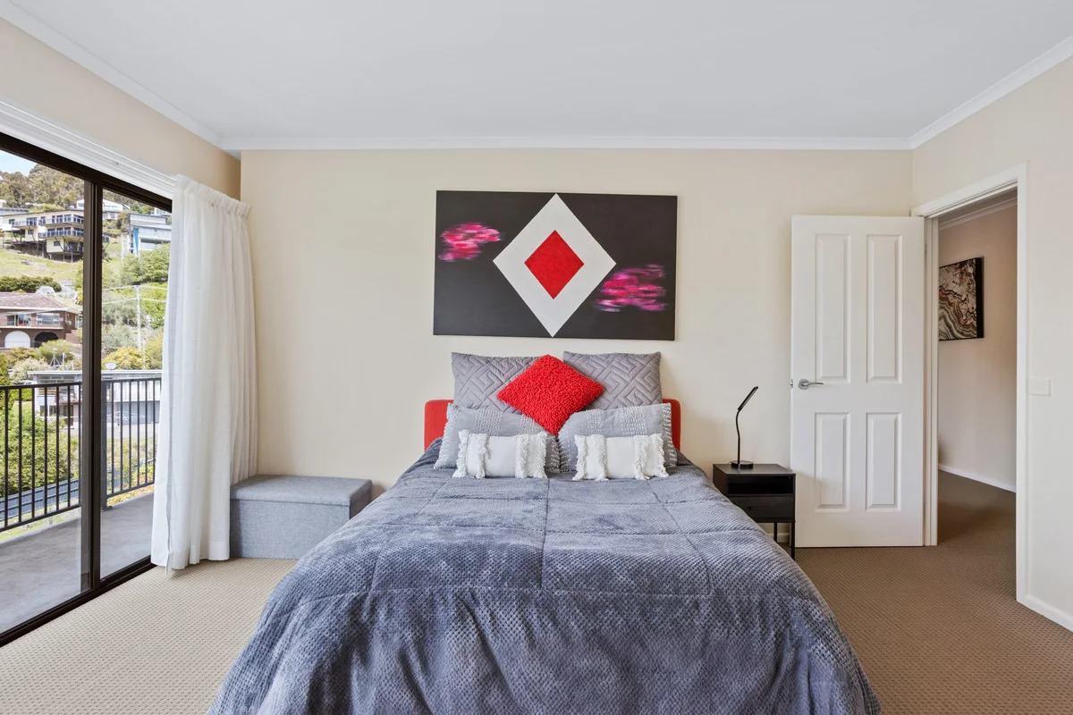 Additional image 25 of 10 Clift Street, Mount Stuart TAS 7000