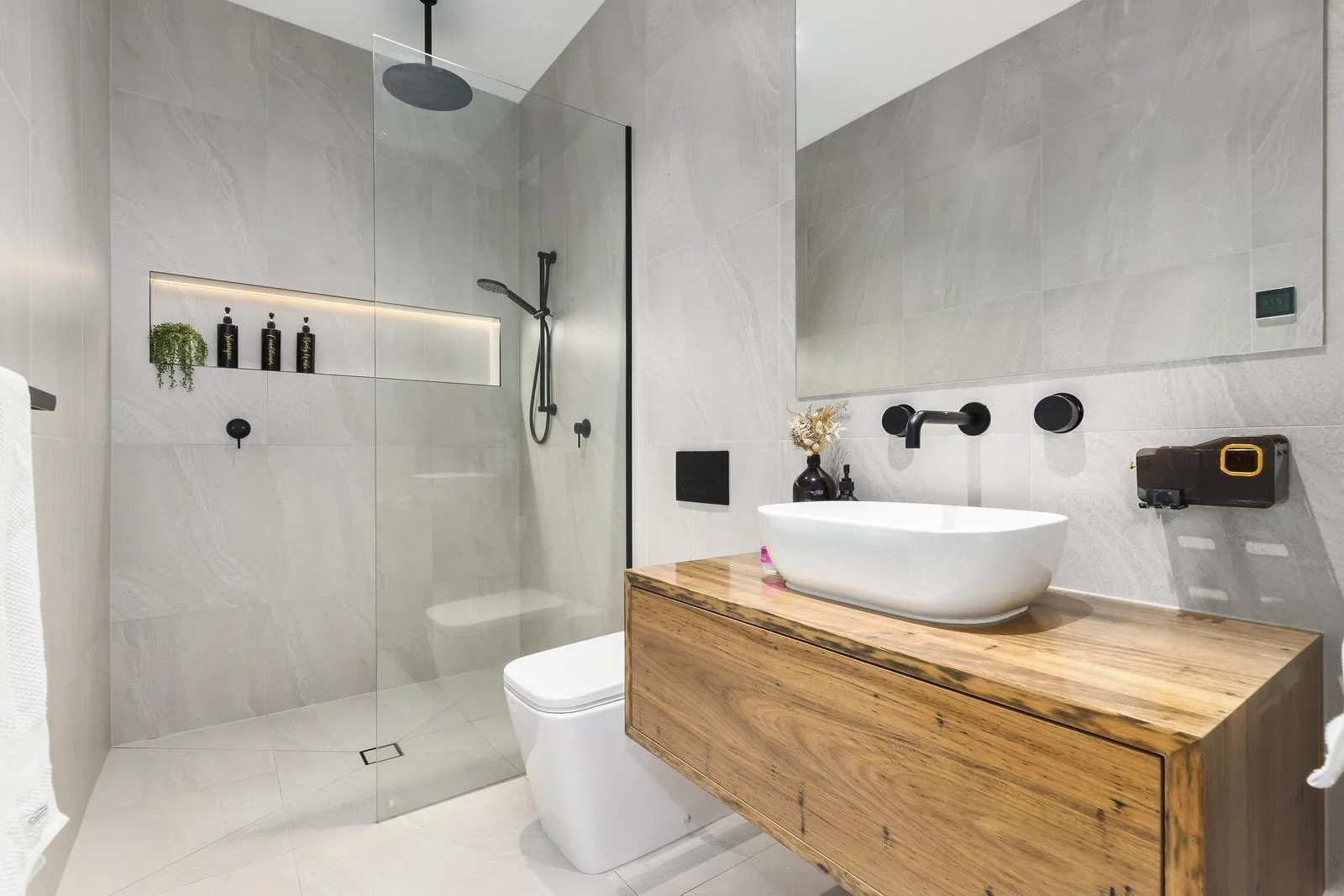 Additional image 5 of 29 Mascoma Street, Strathmore VIC 3041