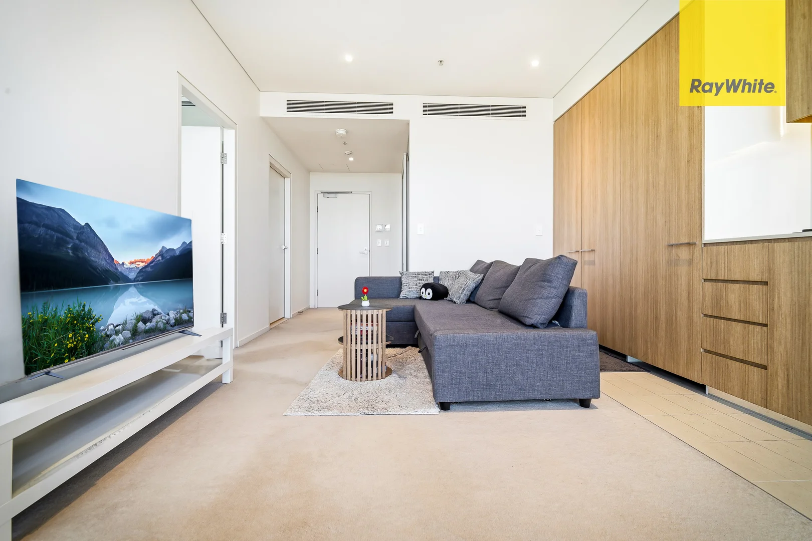 Additional image 2 of 1417/32 Hunter Street (AKA 1417/45 Macquarie St), Parramatta NSW 2150