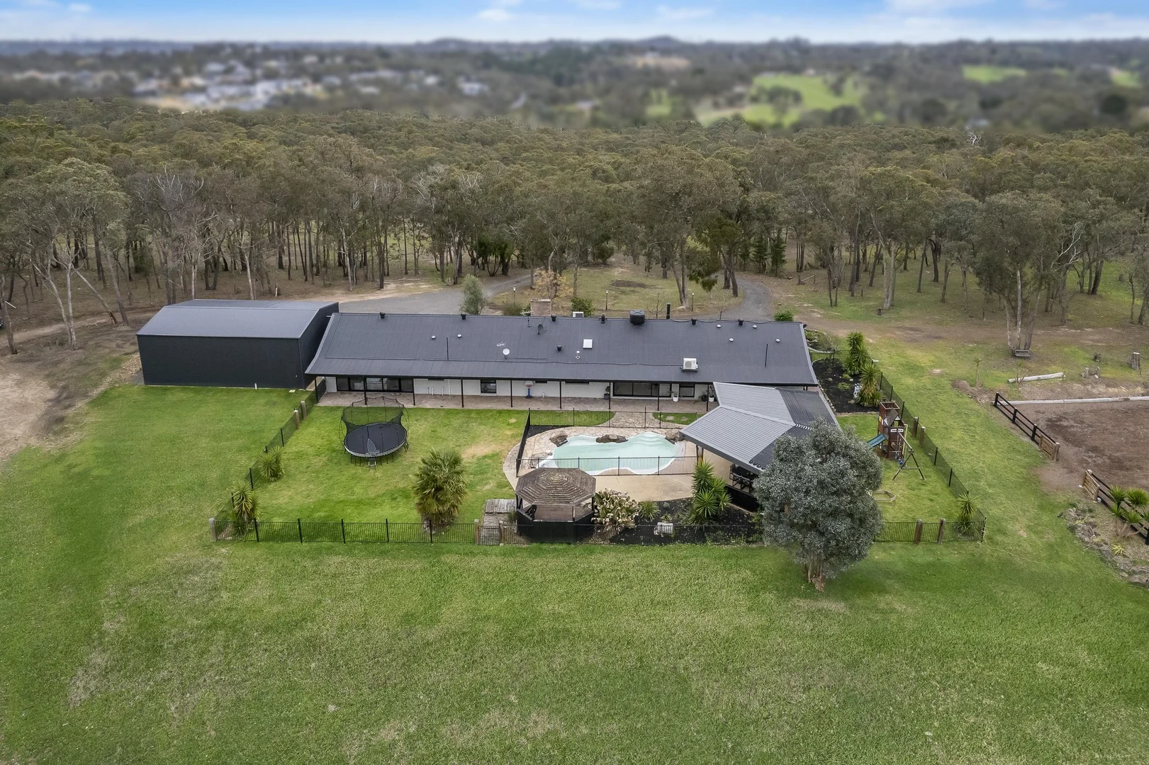 21 Wilson Road, Wattle Glen VIC 3096
