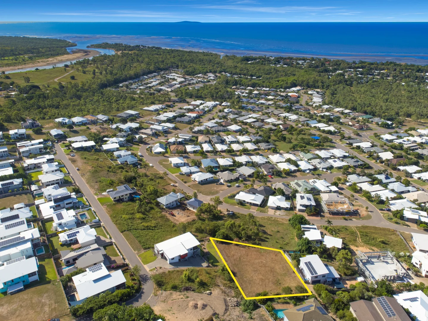 Additional image 3 of 30 Britomart Street, Bushland Beach QLD 4818