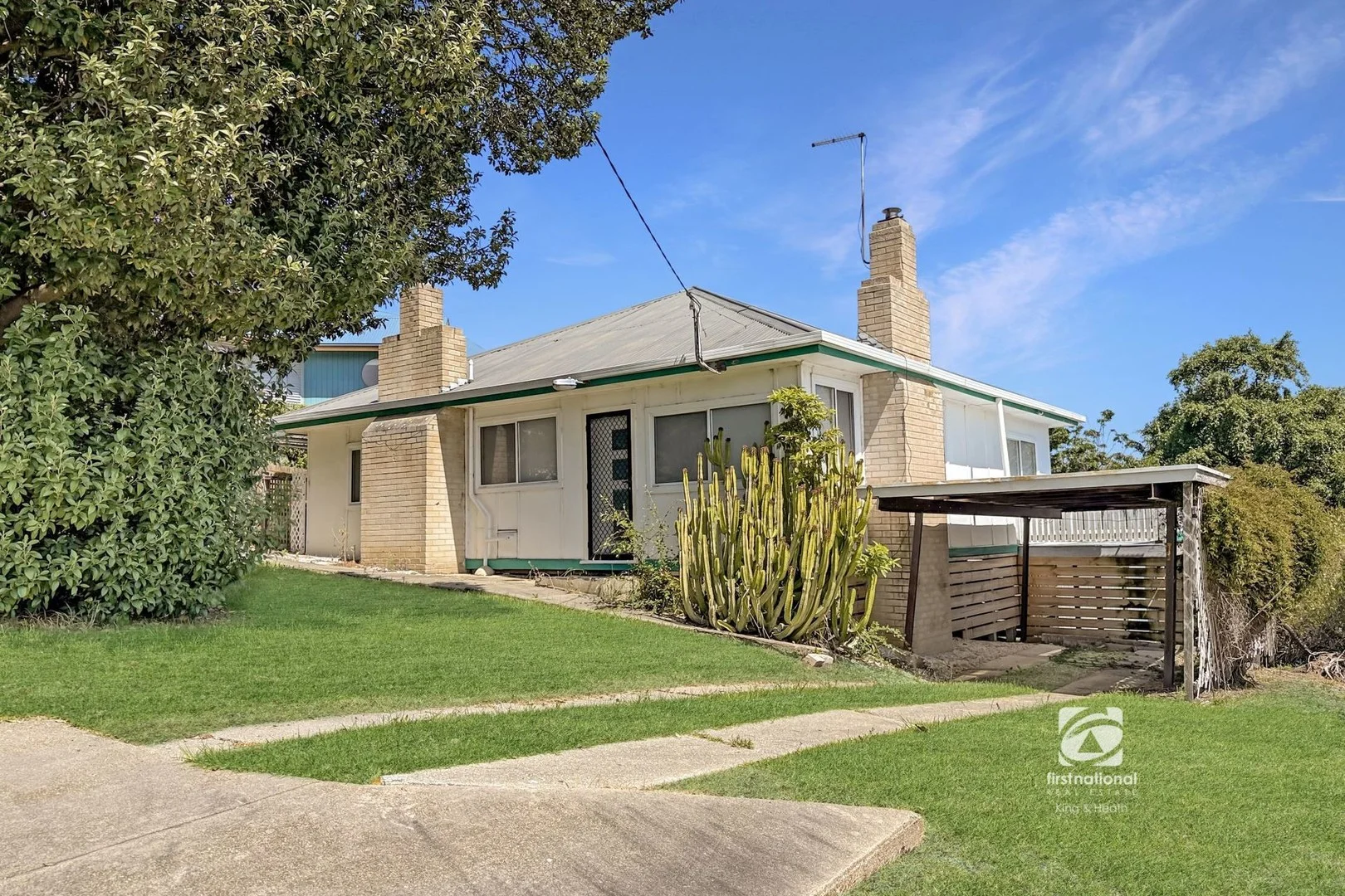 8 Sudings Road, Lakes Entrance VIC 3909