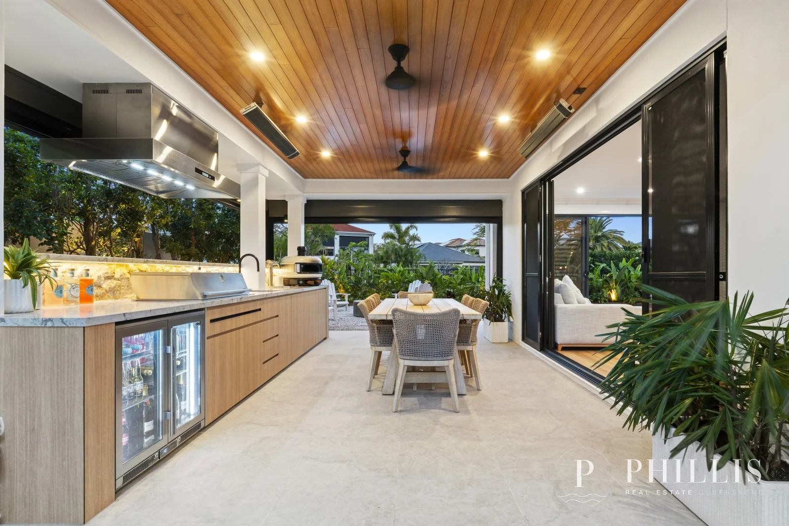 Additional image 53 of 2566 Cressbrook Drive, Hope Island QLD 4212