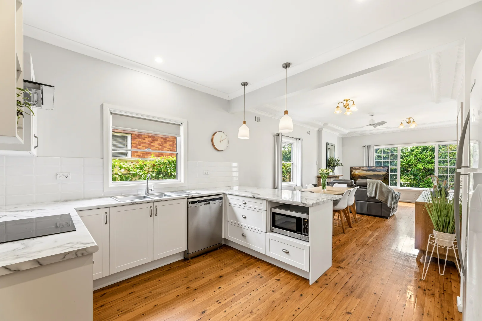 Additional image 10 of 832 Kingsway, Gymea NSW 2227
