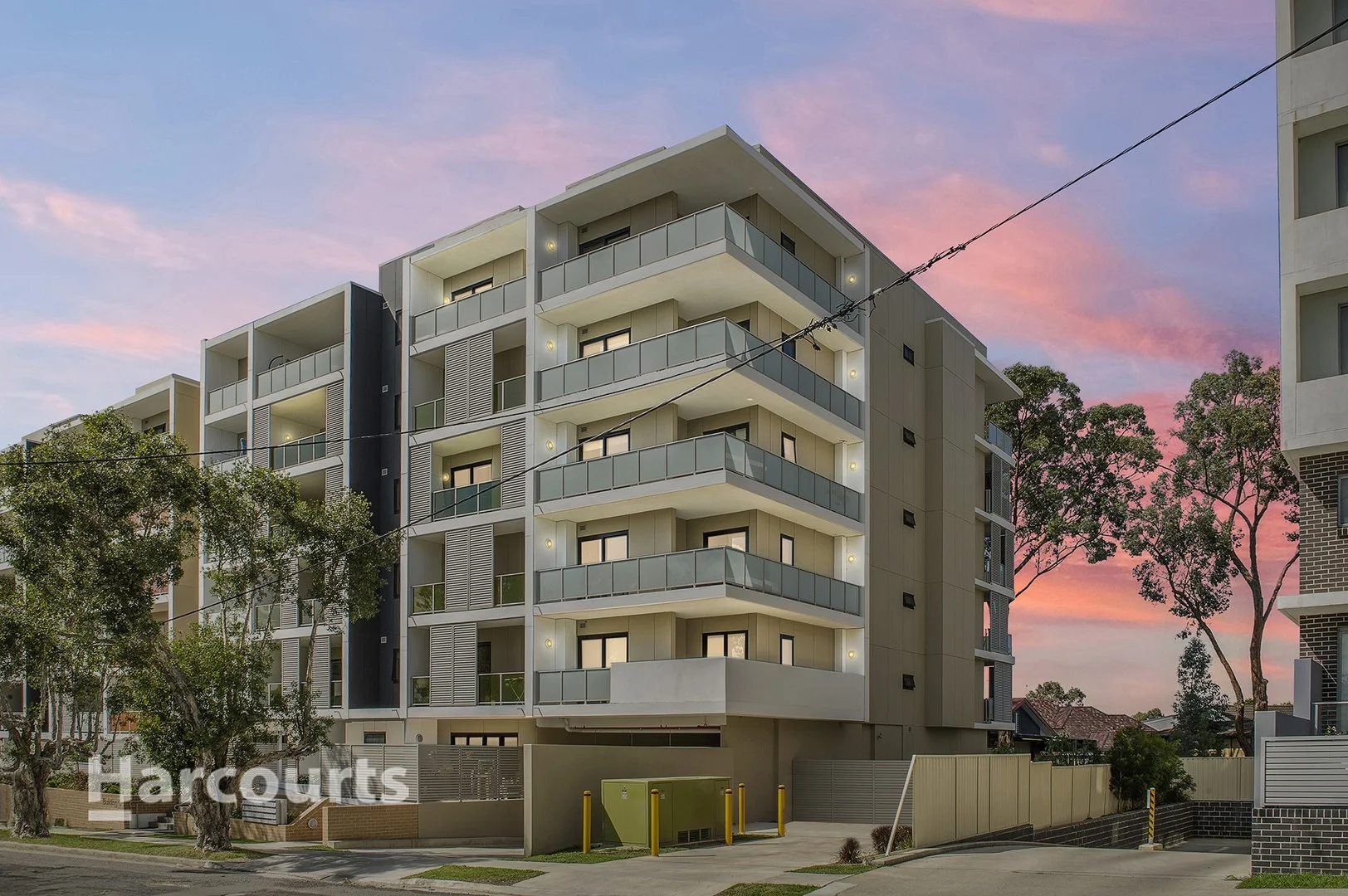 31/2-10 Tyler Street, Campbelltown NSW 2560