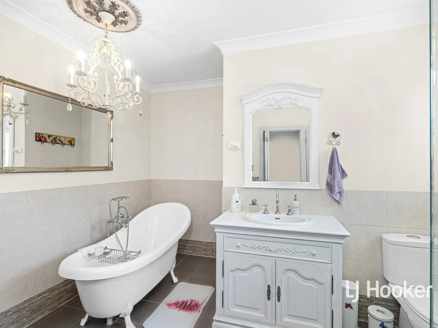 Additional image 12 of 5 Concord Court, Desert Springs NT 0870