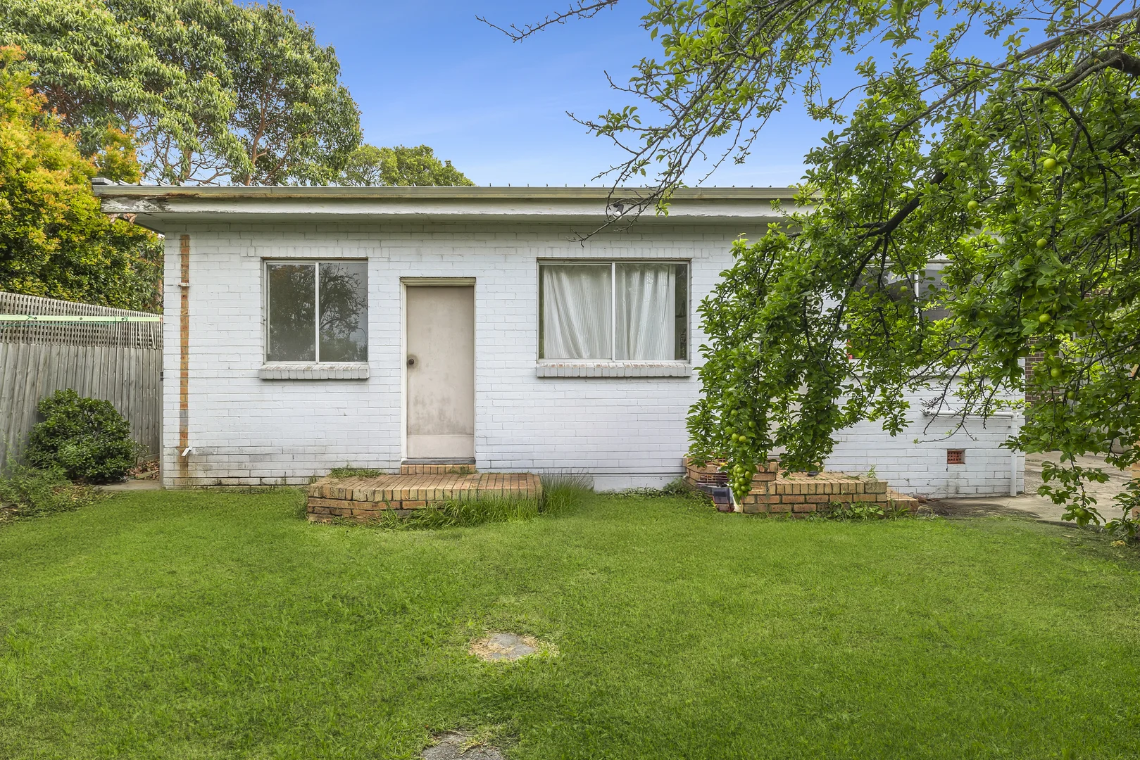 Additional image 3 of 2 Selkirk Avenue, McKinnon VIC 3204