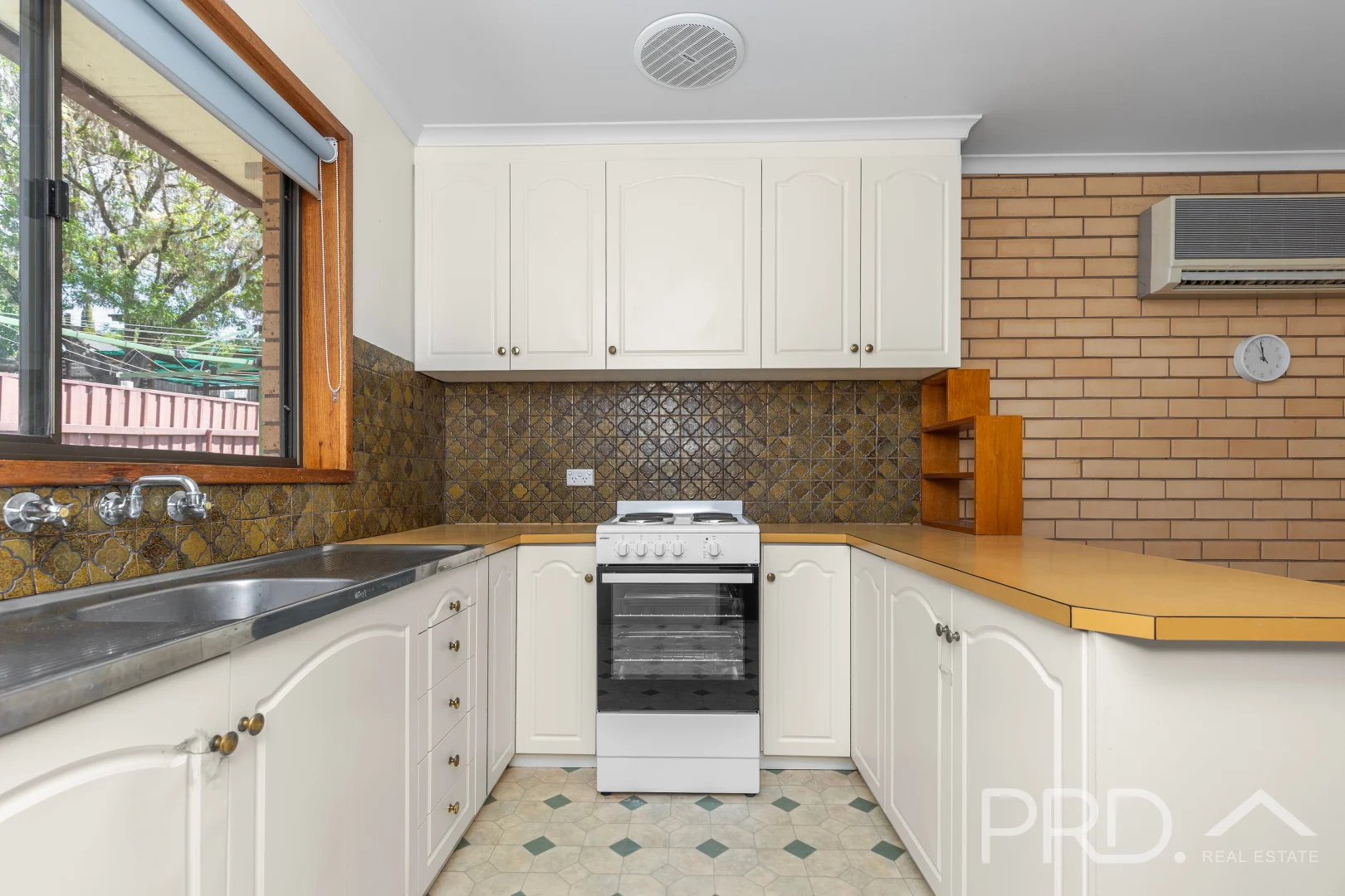 Additional image 15 of 1-2/3 Anderson Place, Tumut NSW 2720