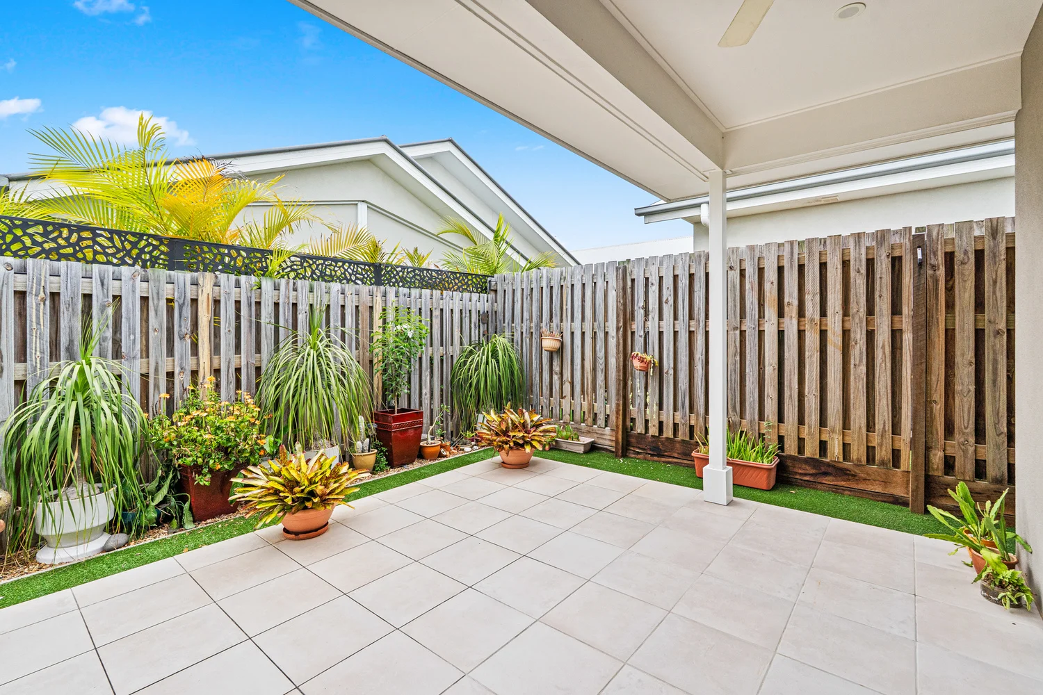 99/2-20 Island View Drive, Urangan QLD 4655