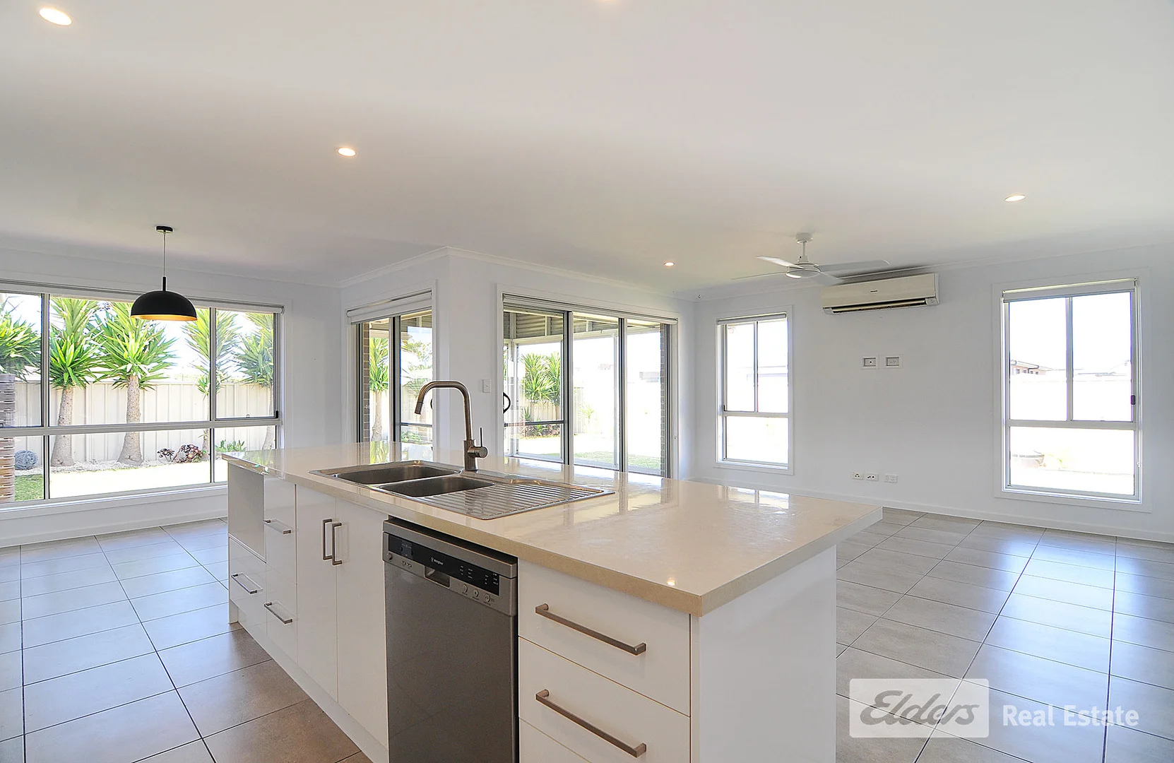 Additional image 2 of 18 Alexander Tolmer Way, Robe SA 5276