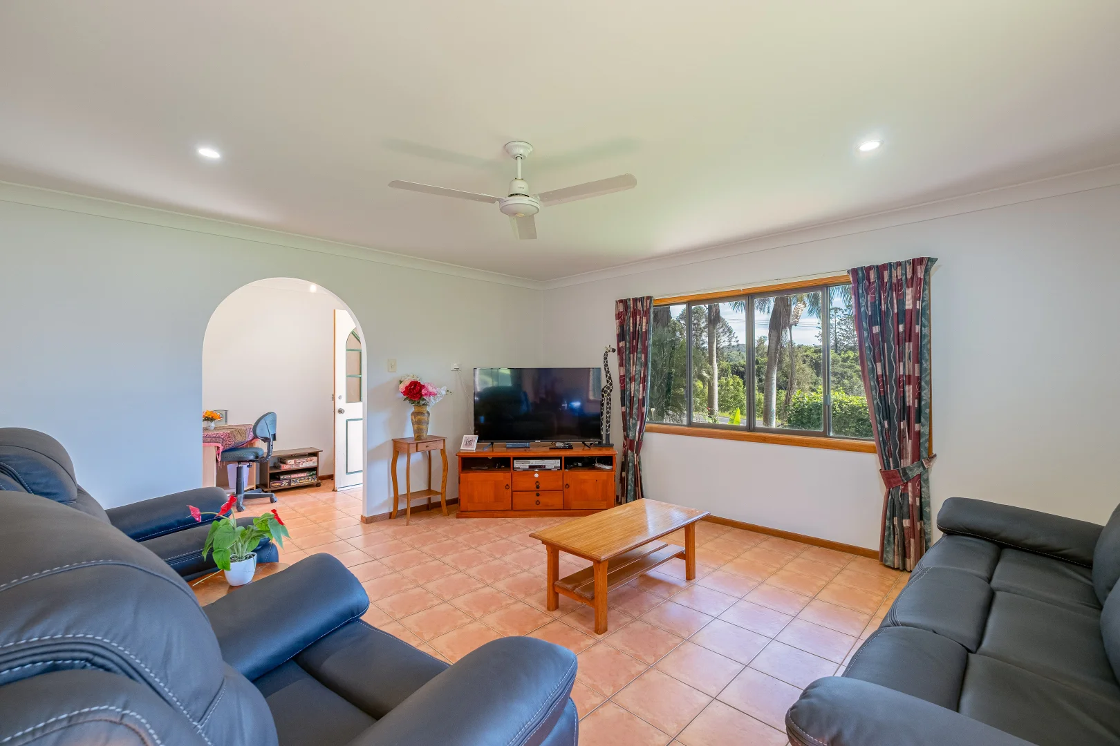 Additional image 2 of 1214 Tin Can Bay Rd, Ross Creek QLD 4570