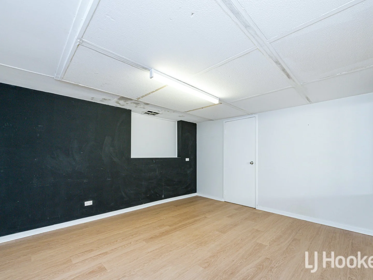 Additional image 20 of 8 Armitage Road, Kelmscott WA 6111