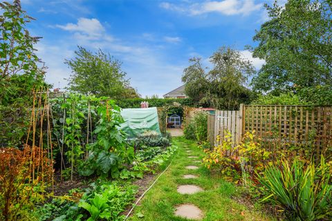 Hurlfield Avenue, Gleadless, Sheffield S12