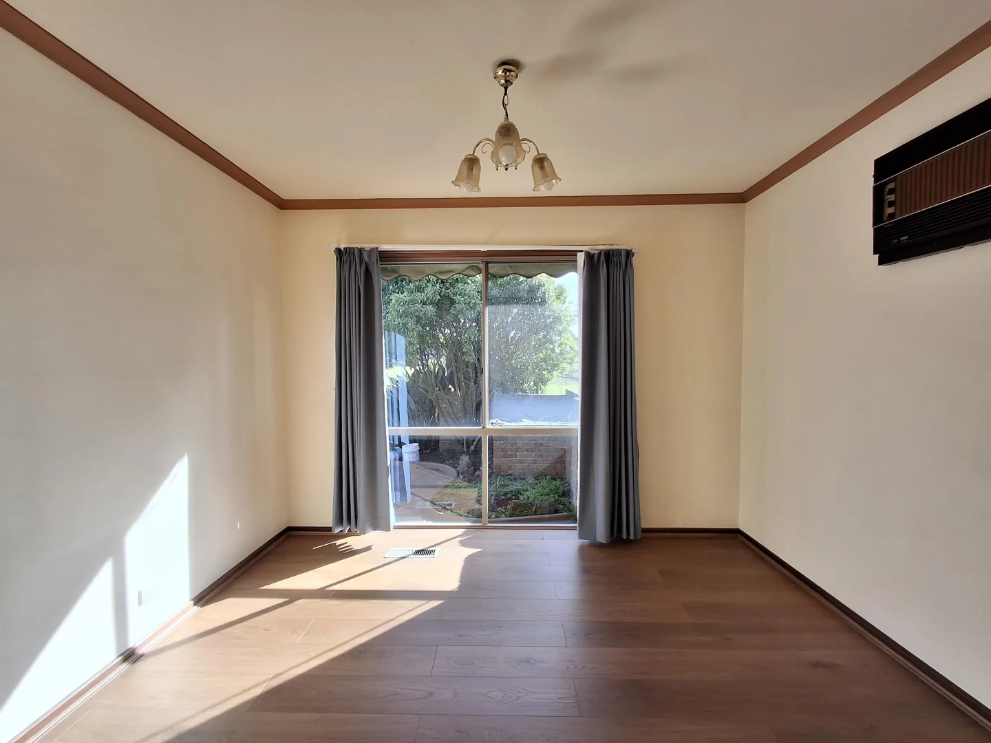 Additional image 5 of 1/8 Madeline Street, Glen Waverley VIC 3150