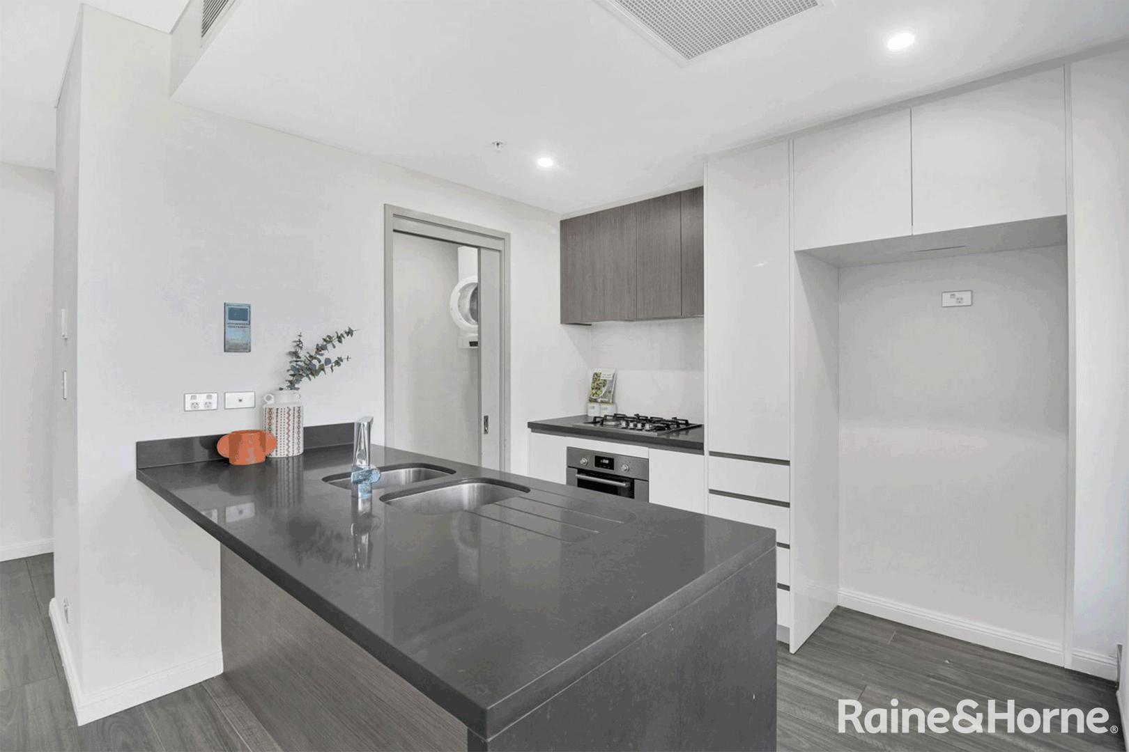 Additional image 4 of 3506/330 Church Street, Parramatta NSW 2150