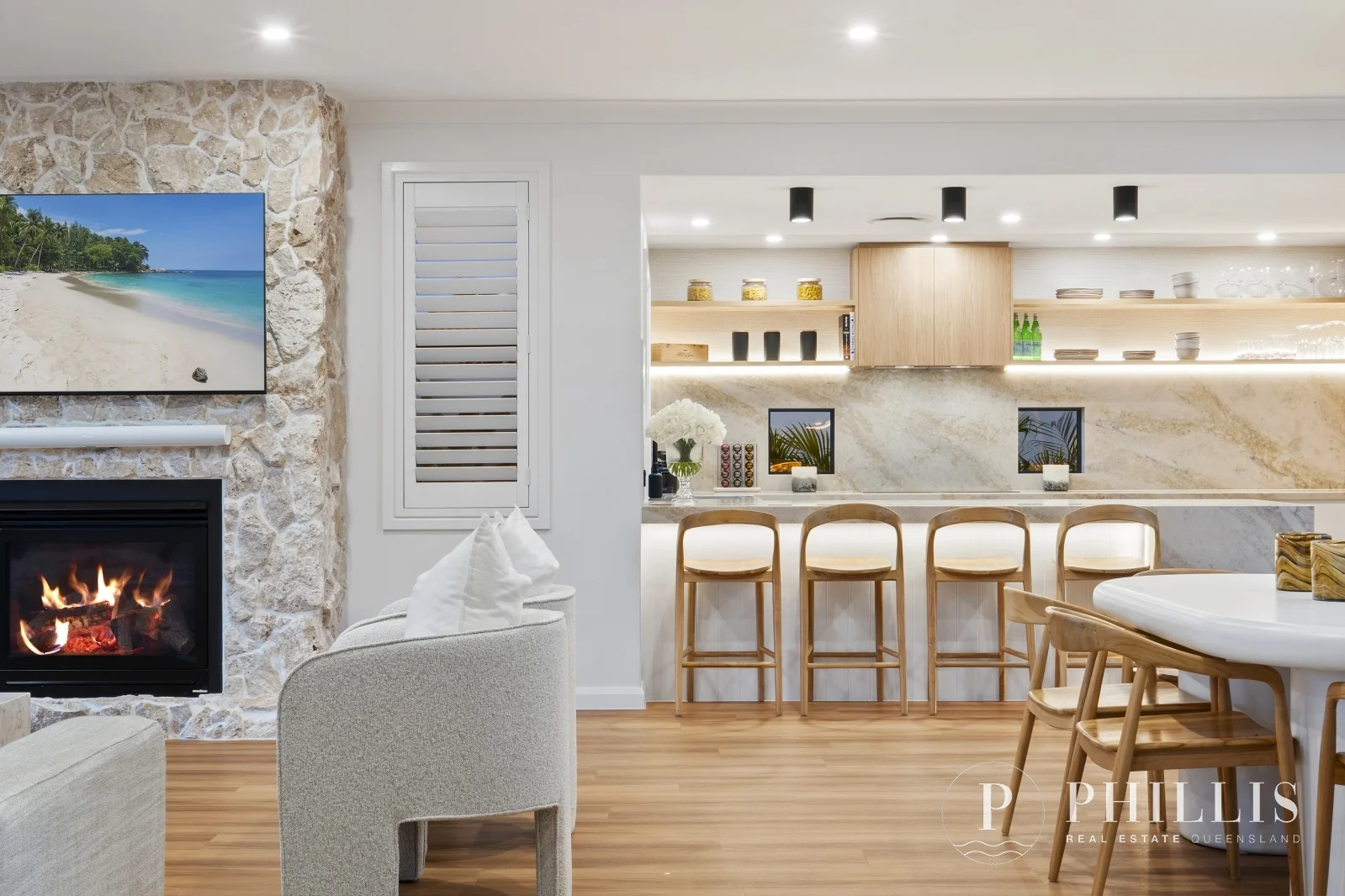 Additional image 2 of 2566 Cressbrook Drive, Hope Island QLD 4212