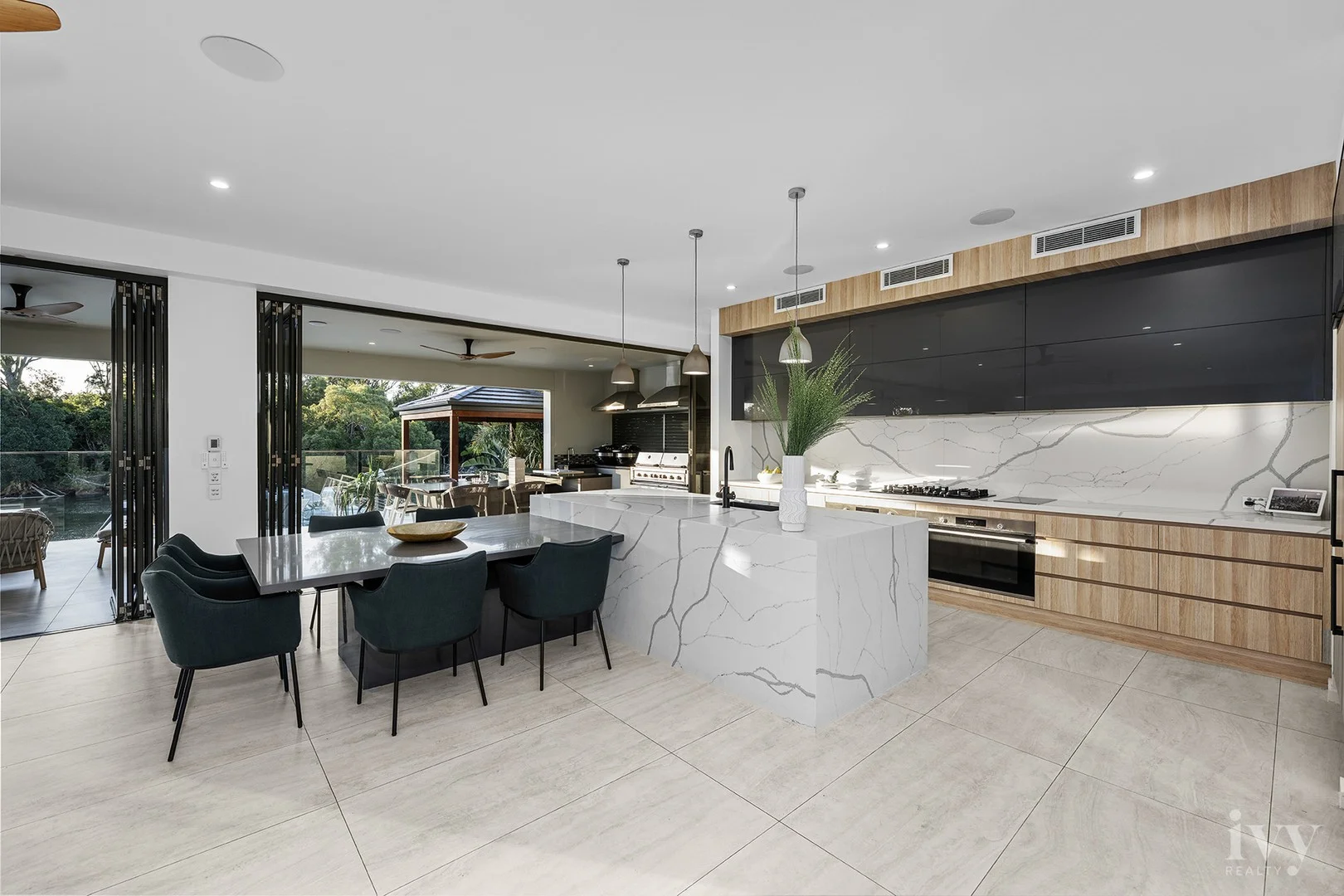 Additional image 4 of 2515 Cressbrook Drive, Hope Island QLD 4212