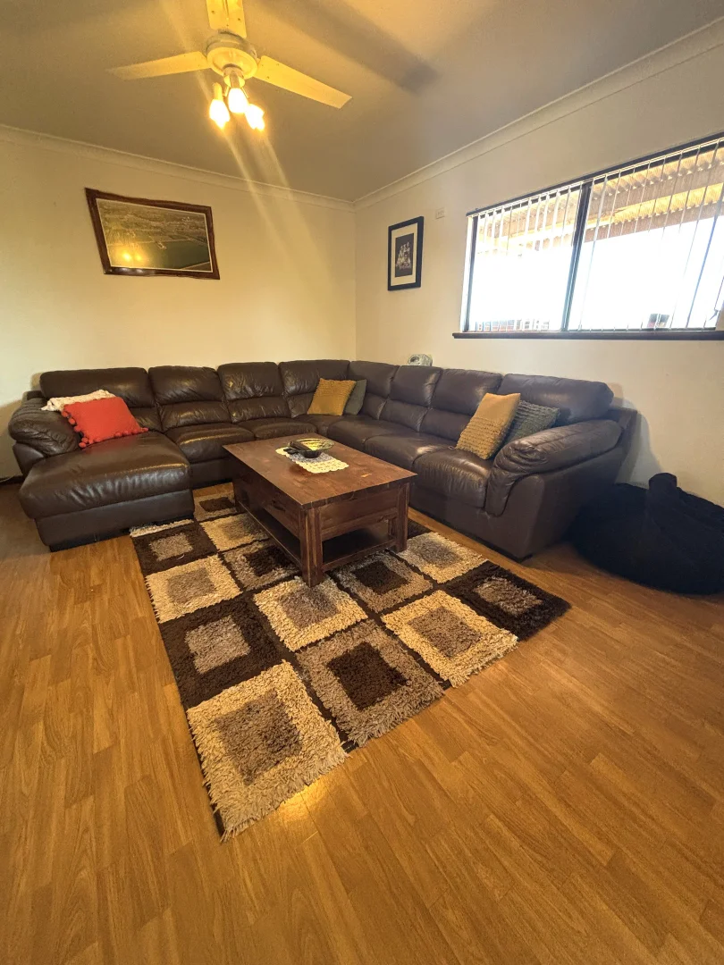 Additional image 28 of 563 & 561 Robinson Street, Carnarvon WA 6701