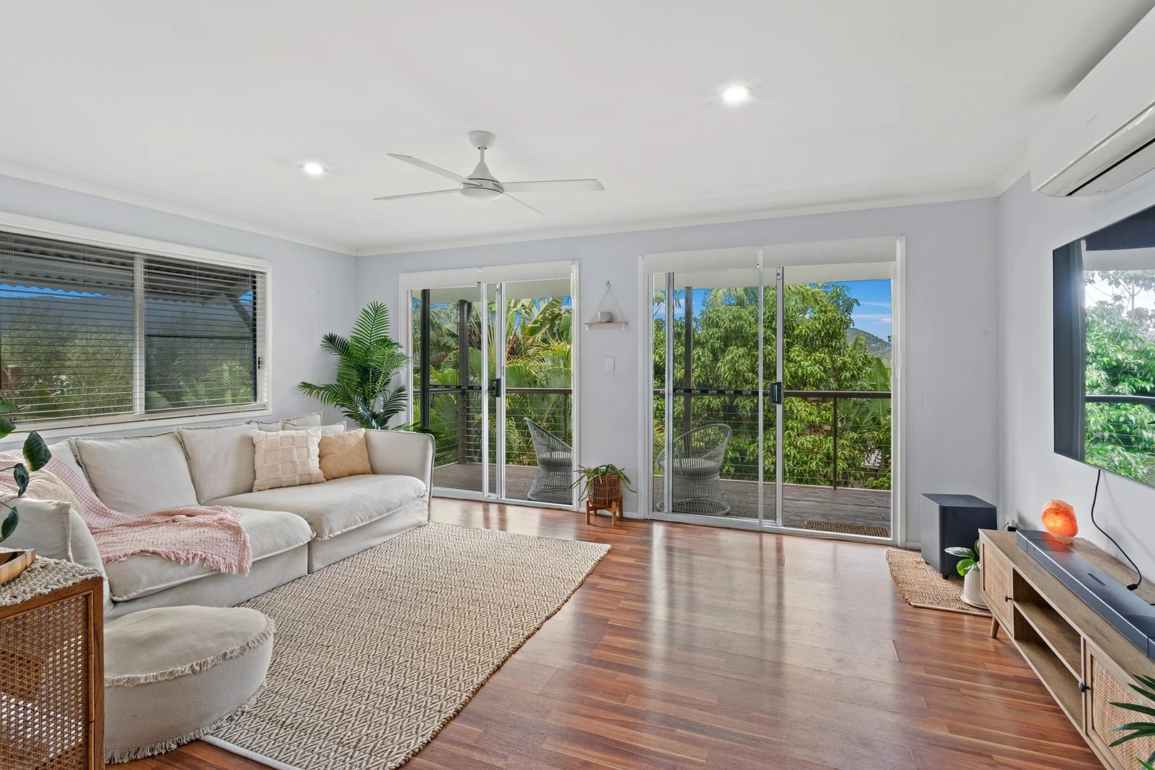 Additional image 2 of 2 South Molle Boulevard, Cannonvale QLD 4802