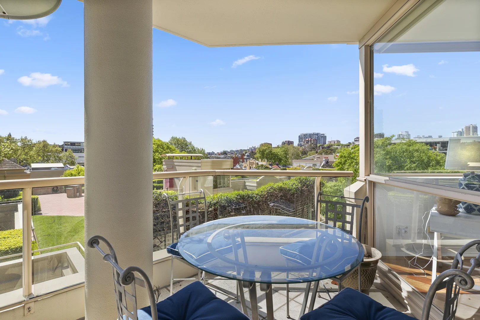 Additional image 4 of 303/63 Crown Street, Woolloomooloo NSW 2011