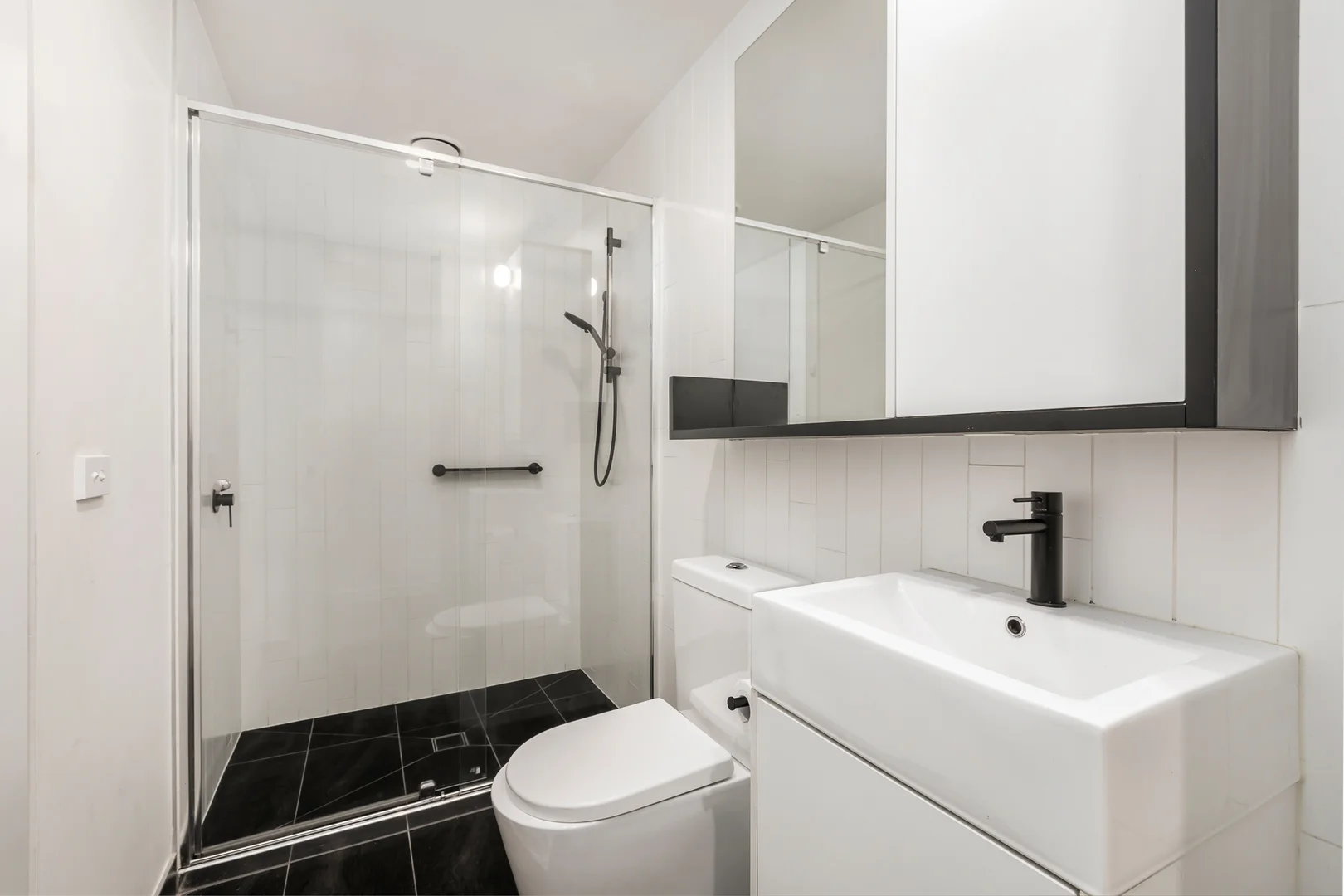 Additional image 4 of 606/6 St Kilda Road, St Kilda VIC 3182