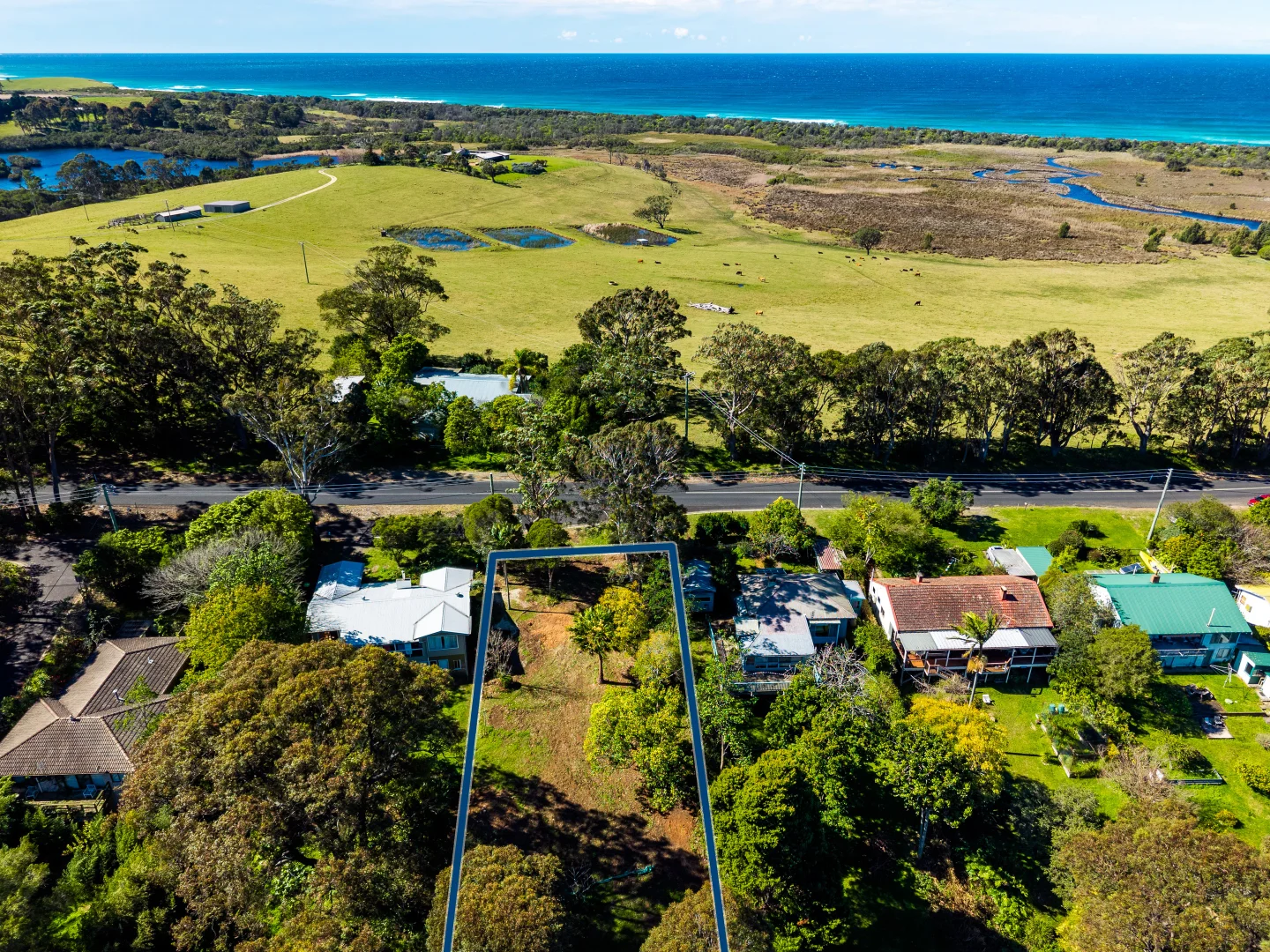 Additional image 2 of 322 Bermagui Road, Akolele NSW 2546