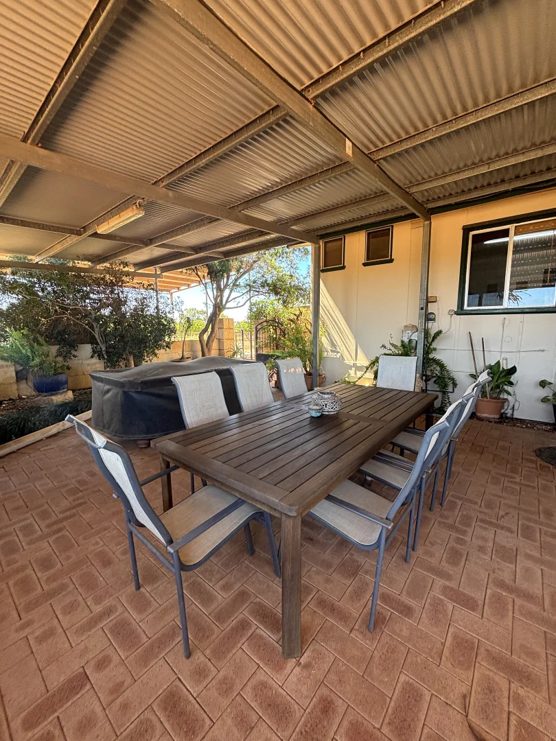 Additional image 35 of 563 & 561 Robinson Street, Carnarvon WA 6701