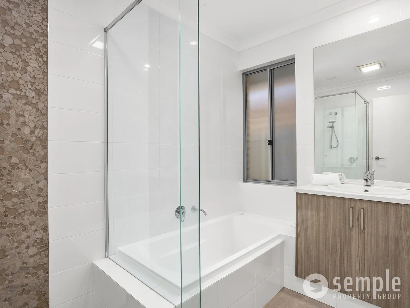 Additional image 18 of 19 Peridot Street, Treeby WA 6164