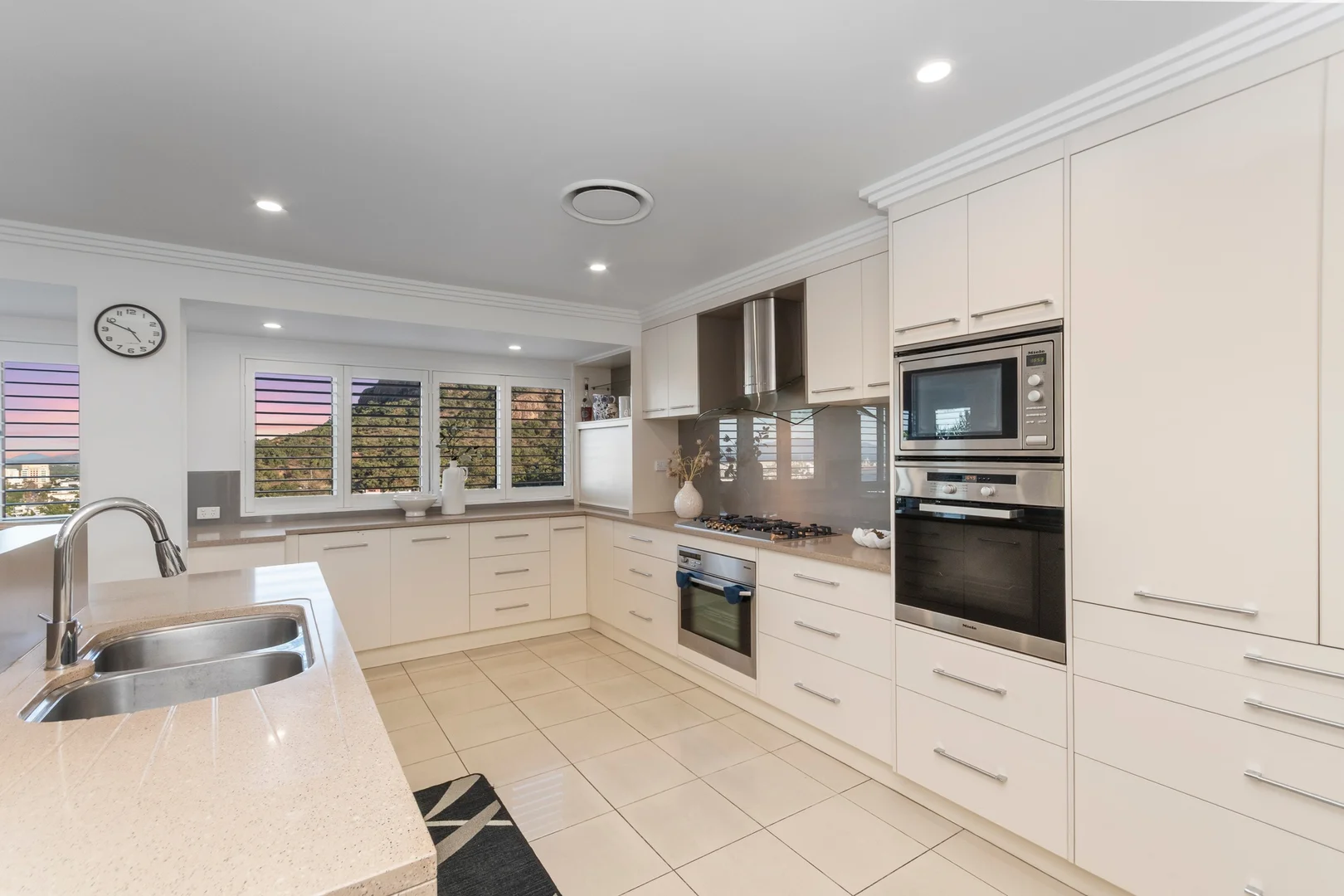 Additional image 6 of 24 Balmoral Drive, Castle Hill QLD 4810