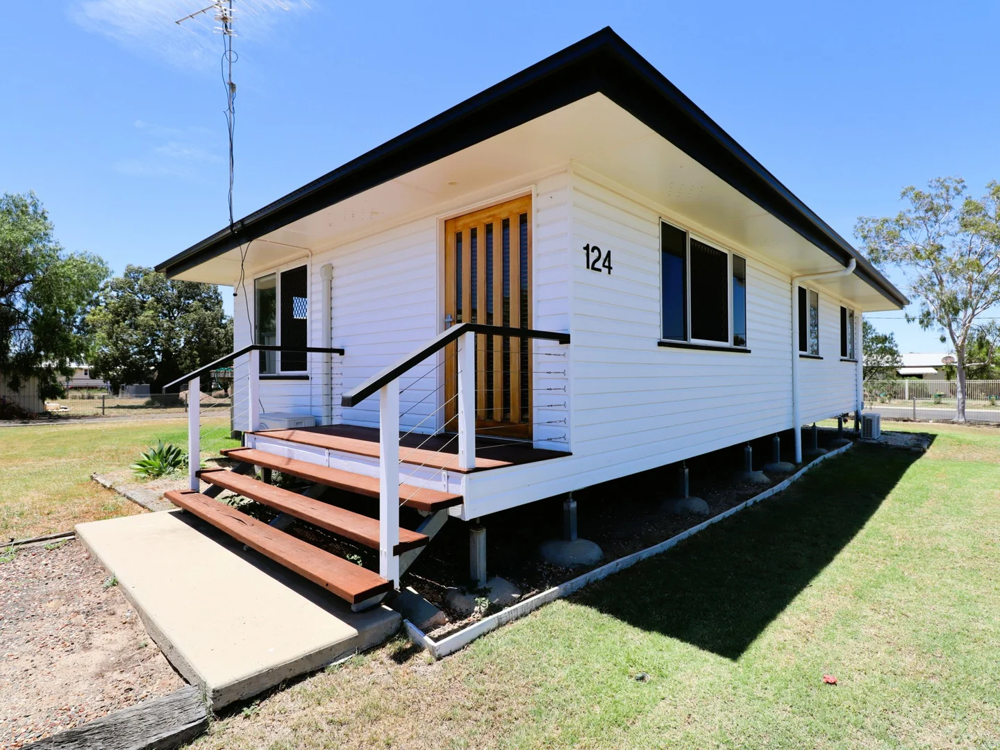 Additional image 3 of 124 Charles Street, Roma QLD 4455
