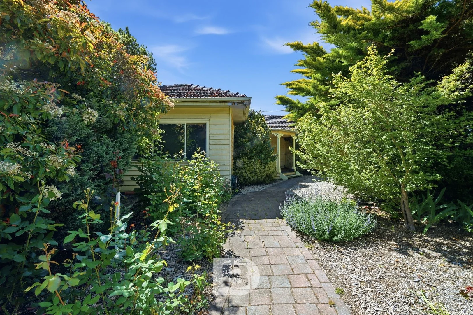 22 Davy Street, Woodend VIC 3442