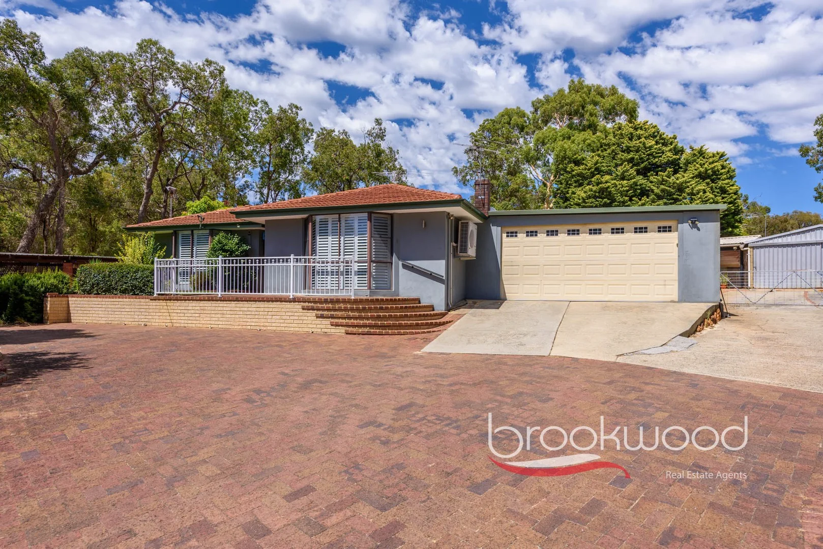 1 Tuffin Road, Glen Forrest WA 6071