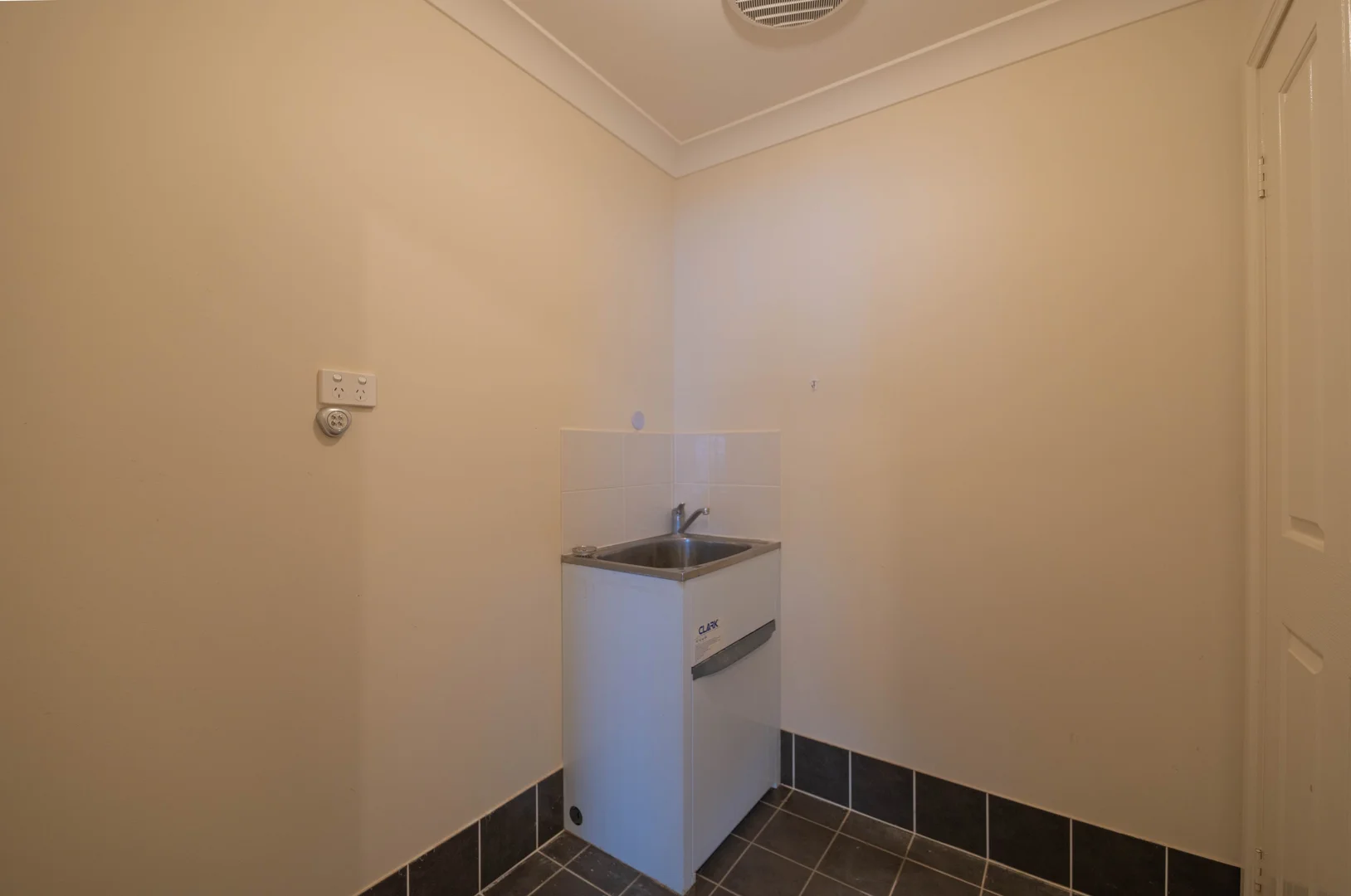 Additional image 12 of 2/4 Parkes Street, Forbes NSW 2871