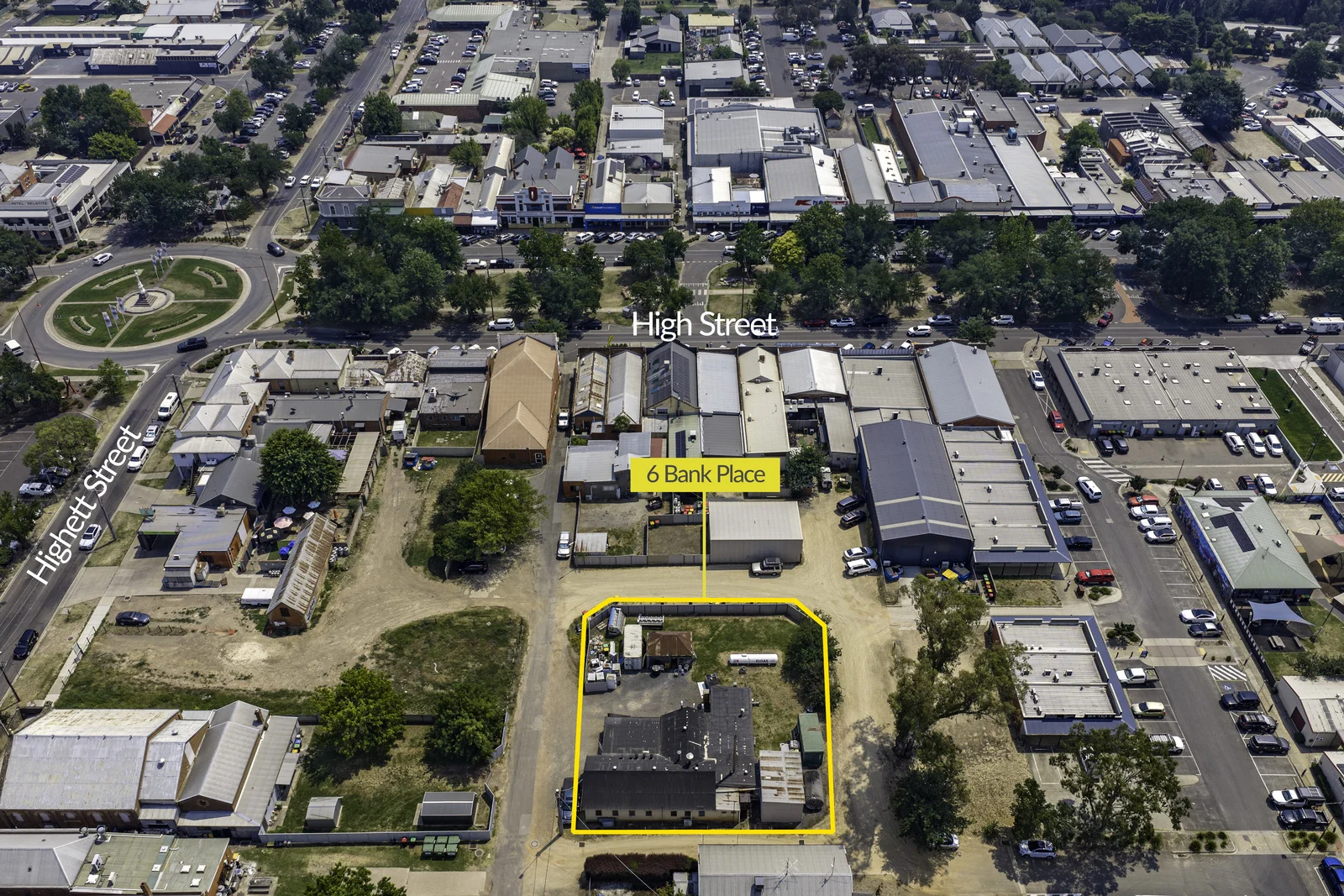 6 Bank Place, Mansfield VIC 3722