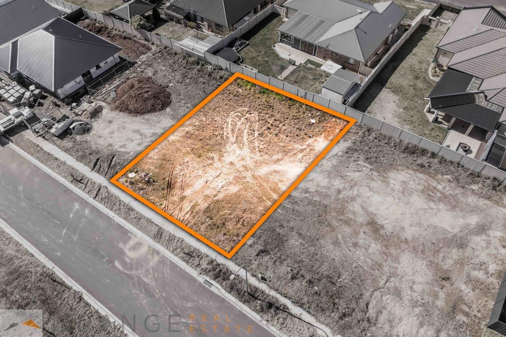 Additional image 8 of 8 Hoynes Circuit, Blayney NSW 2799