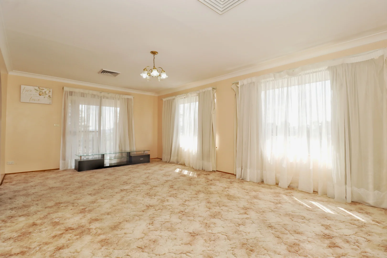 Additional image 2 of 9 Lentara Street, Cowra NSW 2794