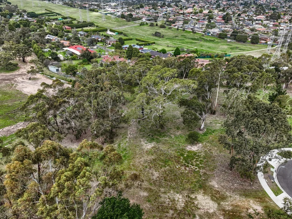 Additional image 5 of 5 Mannahaven Close, Endeavour Hills VIC 3802