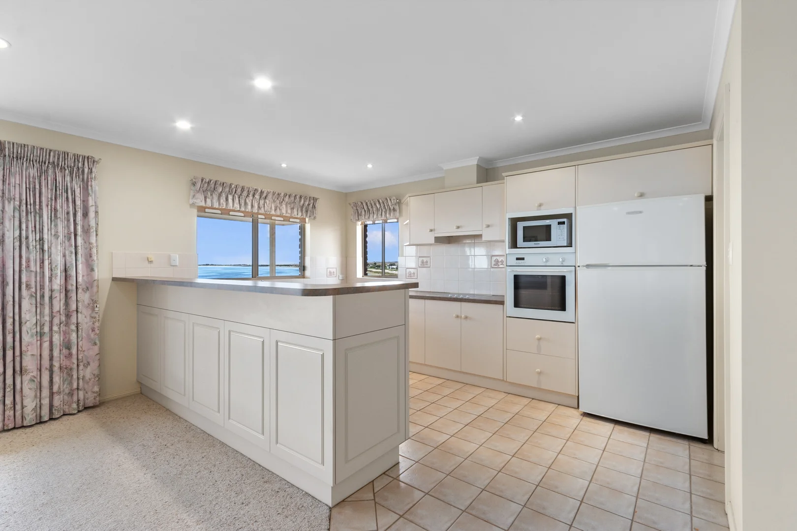 Additional image 11 of 16 Esplanade, Point Turton SA 5575